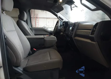 2022 Ford F-250 Xlt из США, поврежденный, VIN 1FT7W2B67NEG44227